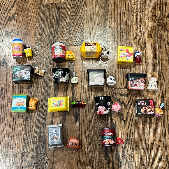 Shopkins Real Littles Bundle Of 14